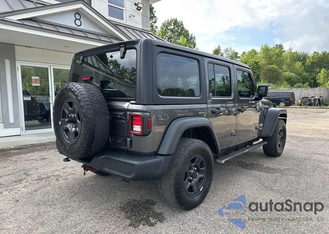 1C4HJXDN8JW260675: 42748800