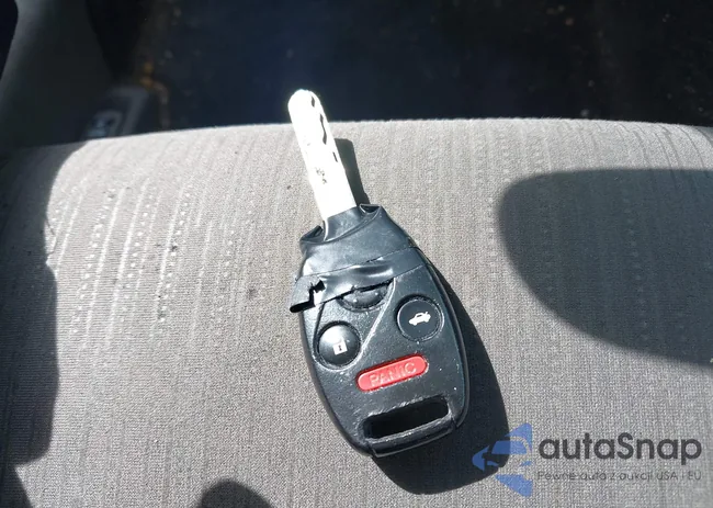 1HGCP2F30BA040468: 42748968