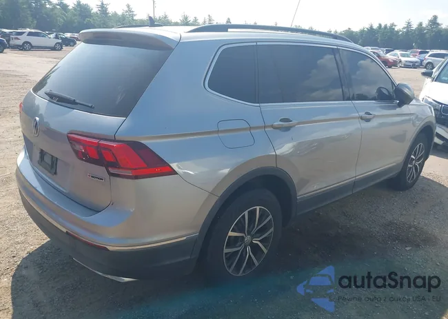 3VV2B7AX8LM037131: 42749043