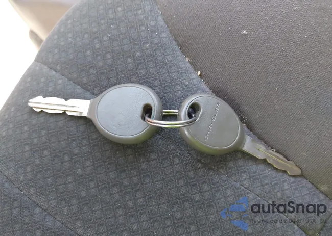 3C4FY58B43T650978: 42749124