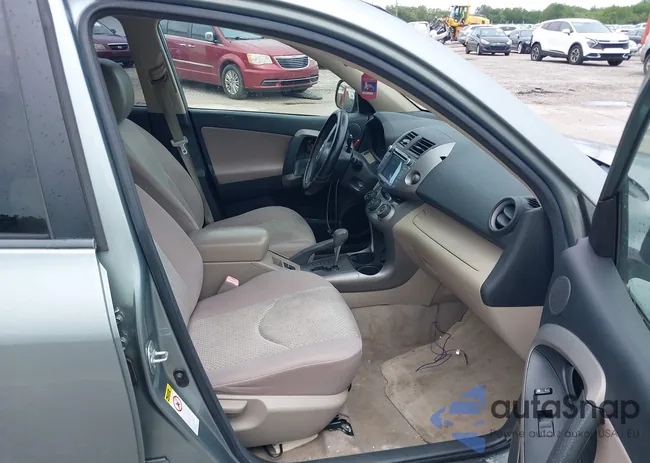 JTMZD33V985093278: 42750152