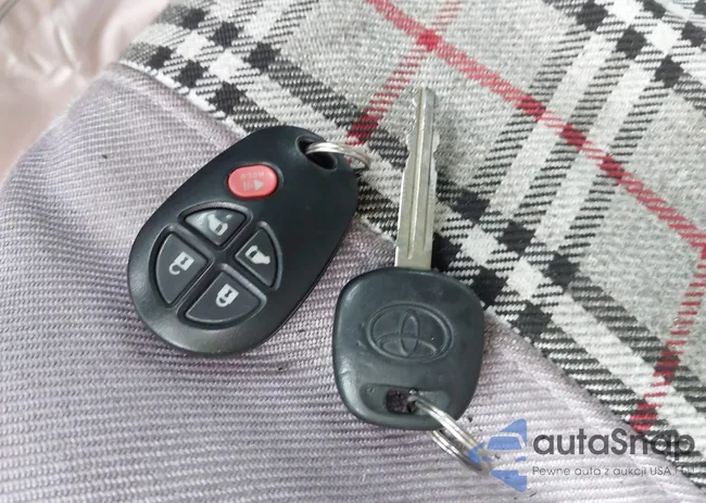 5TDJK3DC1FS121548: 42750453