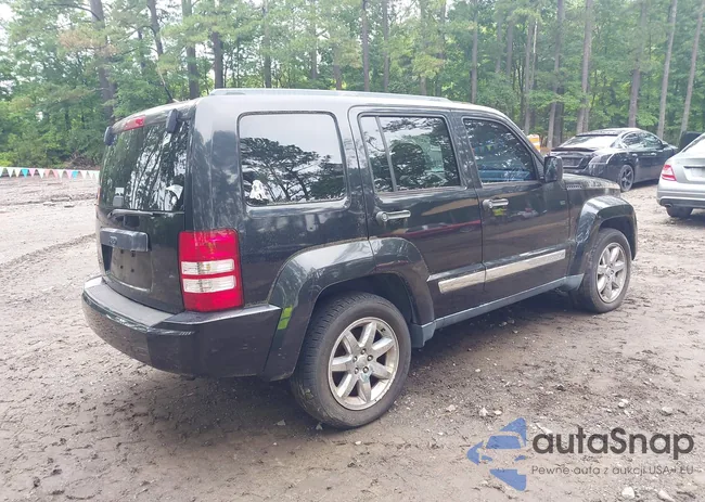 1C4PJMAK8CW162821: 42750533