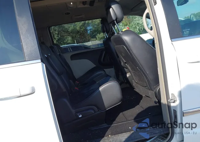 2C4RC1BG7ER435478: 42750701