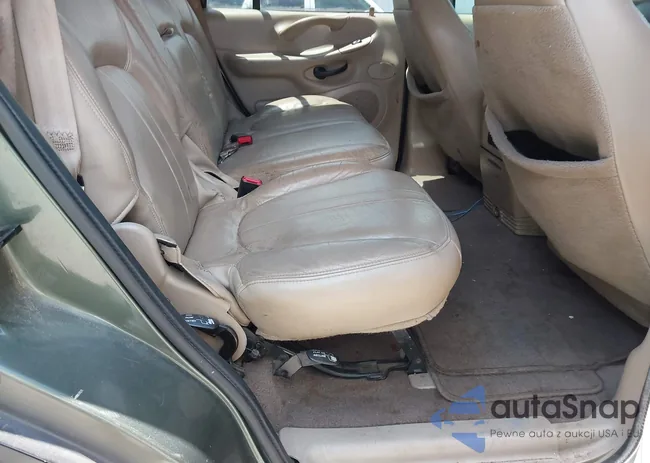 1FMRU1761YLA95380: 42749888