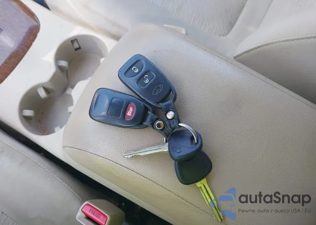 5NMSG13D89H264170: 42749957