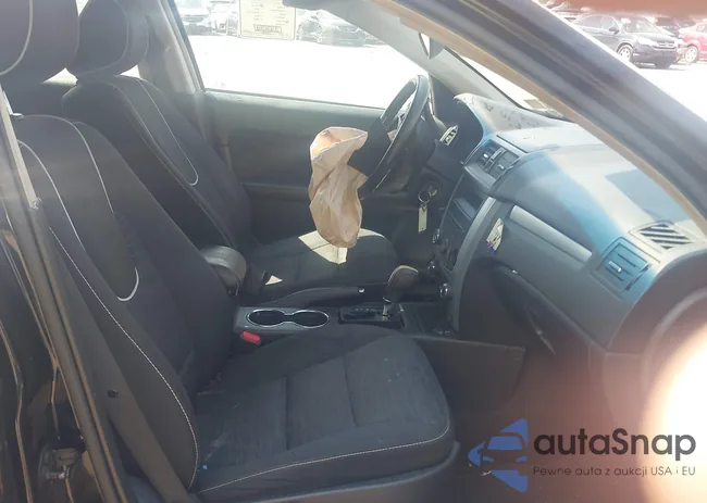 3FAHP0HA2CR190034: 42751279