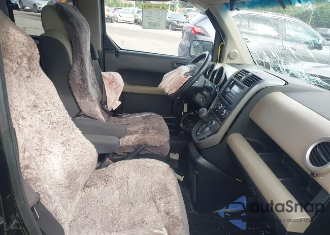 5J6YH28788L011969: 42751291