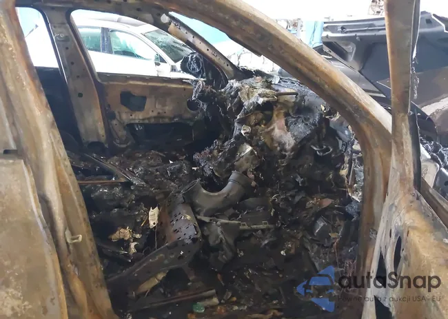 5UXFG2C56E0C44575: 42751435