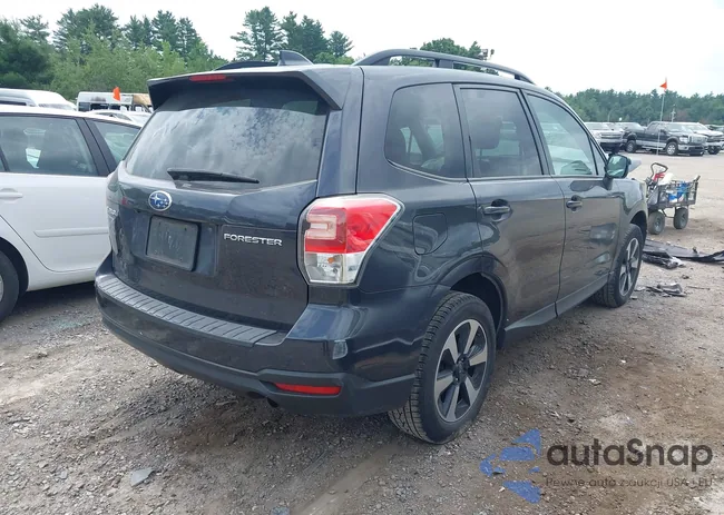 JF2SJAEC3JG605087: 42751565