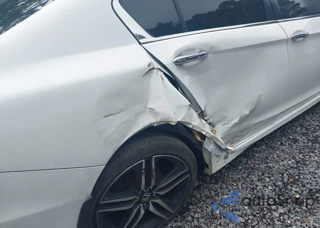 1HGCR2F11HA079796: 42750791