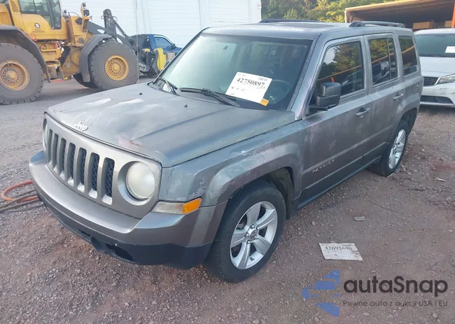 1C4NJPFA4CD683930: 42750897