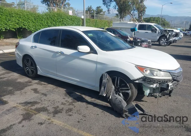 1HGCR2F5XHA107372: 42750935