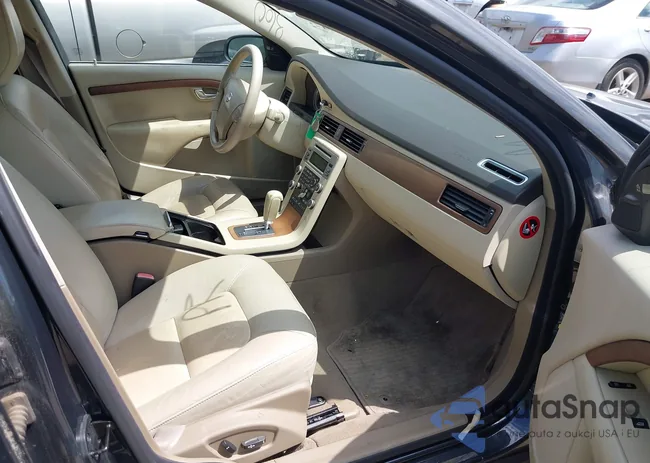 YV1AS982391105965: 42752172