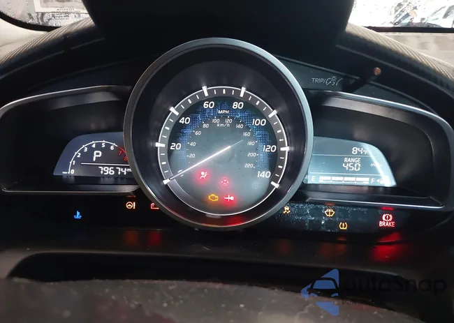 3MYDLBYV3JY328106: 42752216