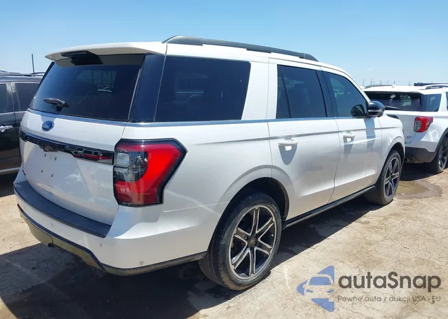 1FMJU2AT5KEA46082: 42752340