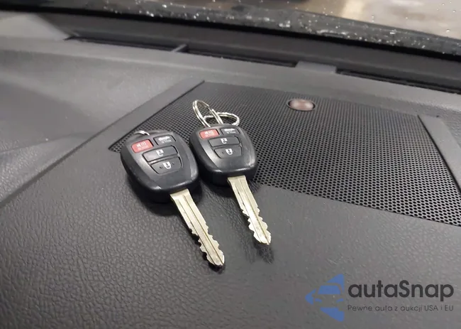 4T1BF1FK2HU443644: 42752406