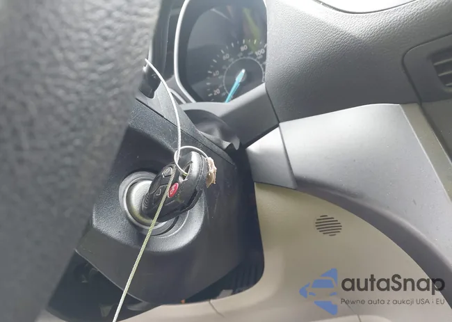 1FMCU0GD0HUD72495: 42752463