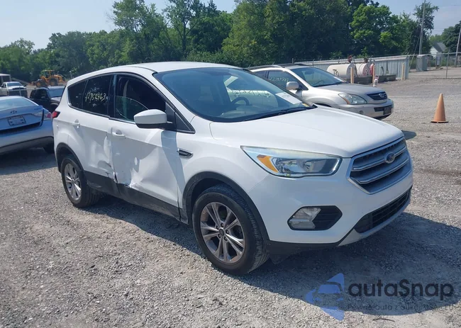 1FMCU0GD0HUD72495: 42752463