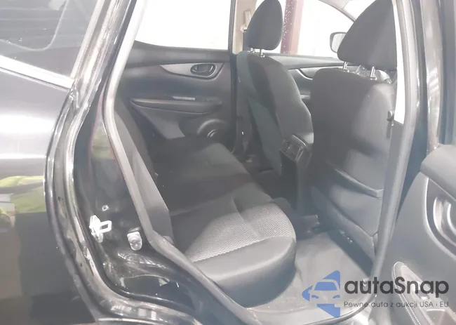 JN1BJ1CP5HW027128: 42752464