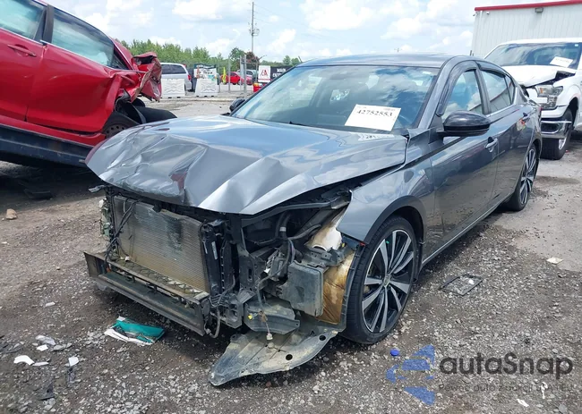 1N4BL4CV1LC261595: 42752553