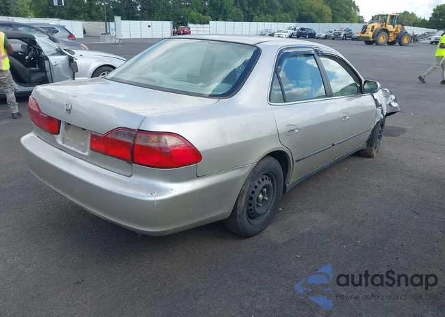 1HGCG5640WA194095: 42752602