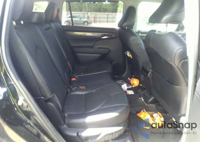 5TDYARAH8MS505859: 42751858