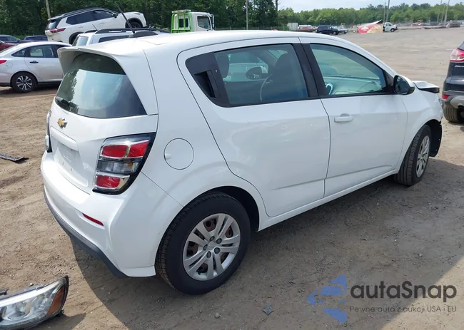 1G1JG6SG8H4170987: 42751878