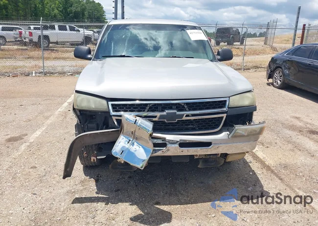 2GCEC19V061307411: 42751949