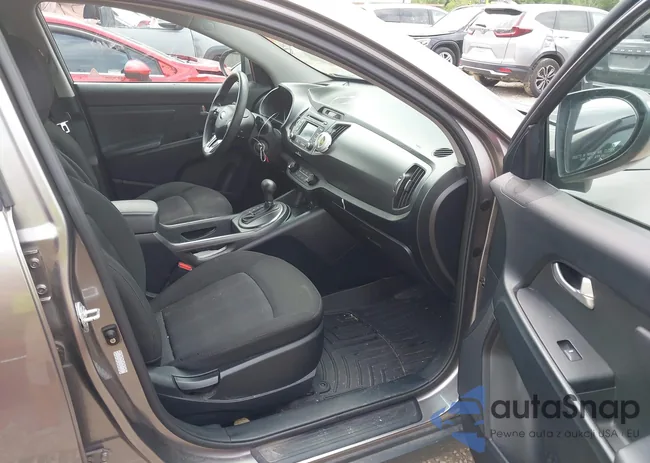 KNDPB3A24D7374652: 42751964