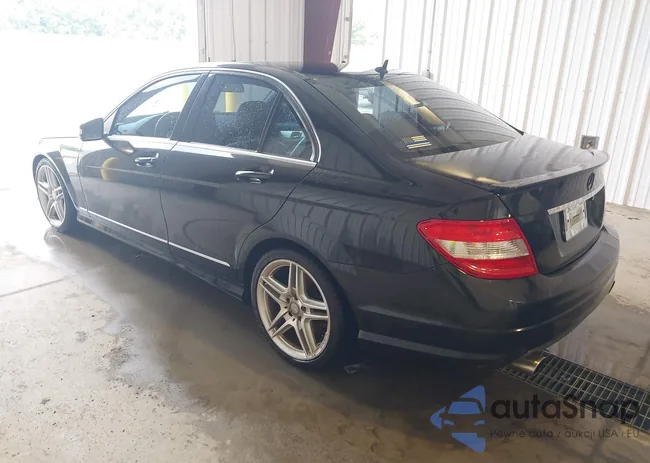 WDDGF8BB0BR144632: 42752038