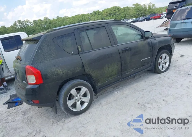 1C4NJCEB7DD237498: 42753148