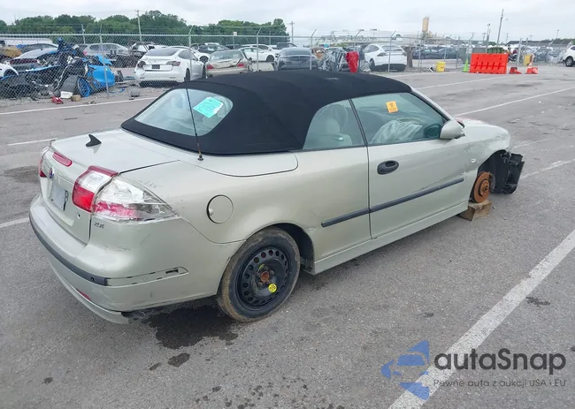 YS3FD79Y256005326: 42753276