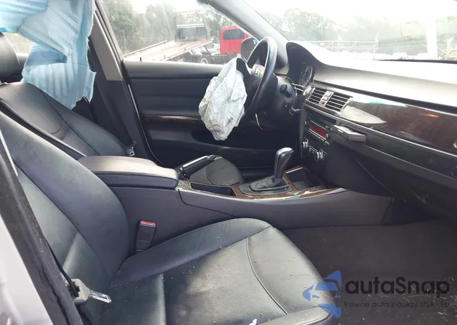 WBAPH7G58ANM51583: 42753304