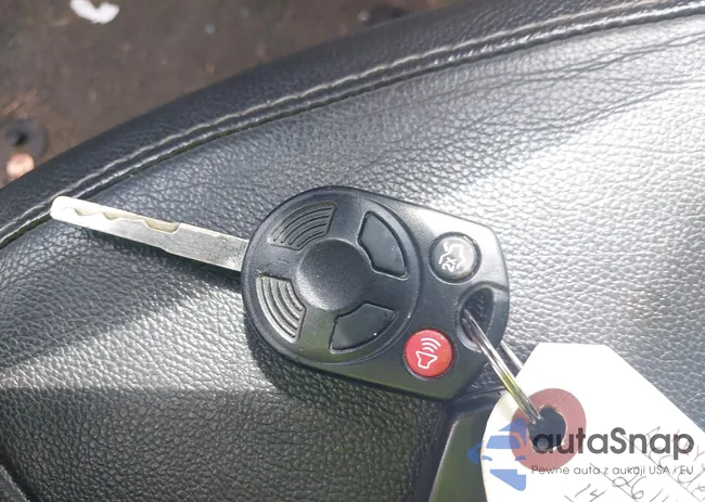 1FADP3F22EL319113: 42753493