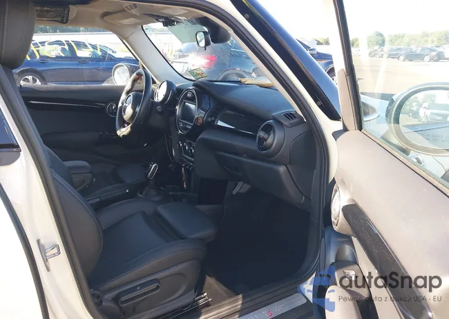 WMWXU9C04L2M54518: 42753496