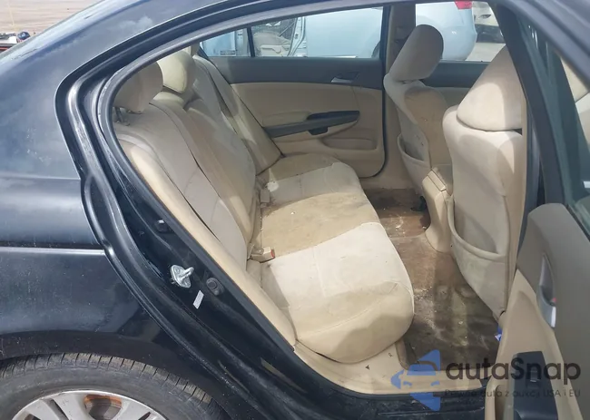 1HGCP2F46AA084109: 42753603