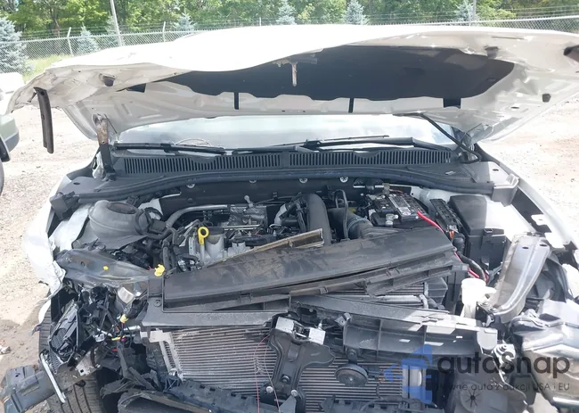 3VWE57BU6MM003257: 42752701