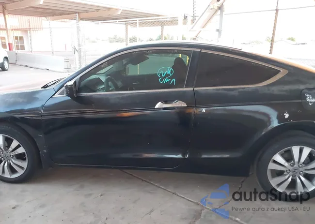 1HGCS1B30CA001590: 42752862