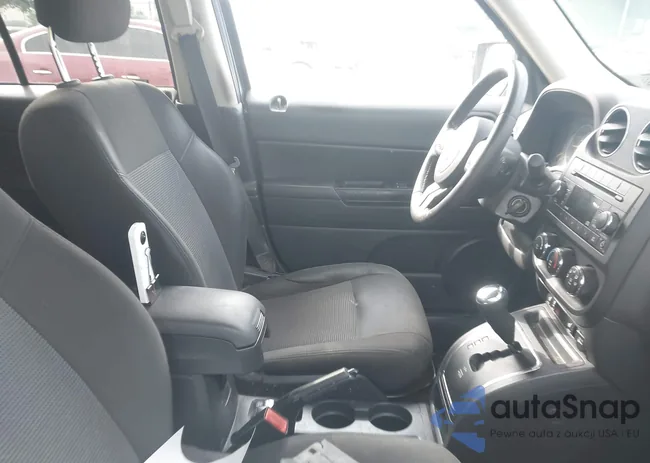 1C4NJRFB1GD758819: 42752864