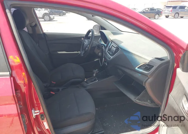 3KPC24A39JE029531: 42752879