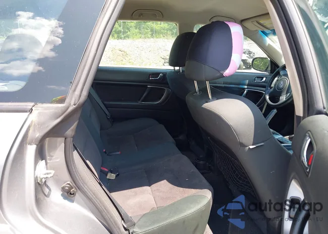 4S4BP61C587345426: 42752923