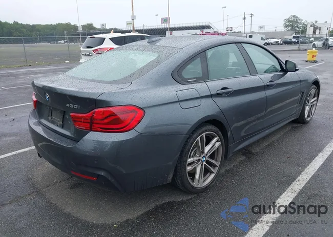 WBA4J3C50JBL02947: 42753030