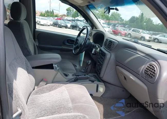 1GNDT13S432373070: 42754135