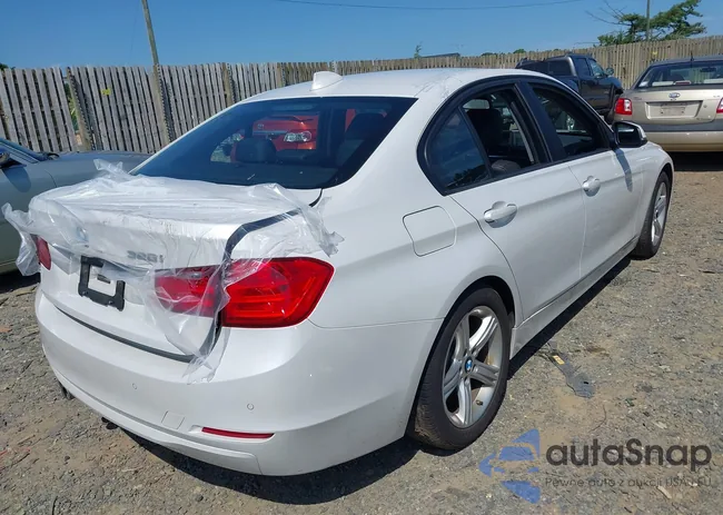 WBA3B3G58FNT68686: 42754211