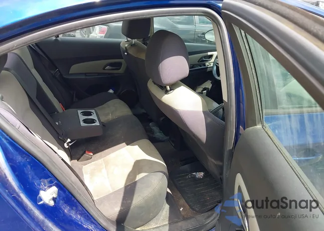 1G1PA5SHXD7106702: 42754247