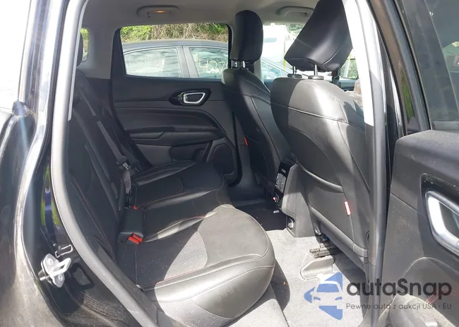 3C4NJDDB5NT197778: 42754259