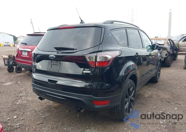 1FMCU0GDXJUB40105: 42754307