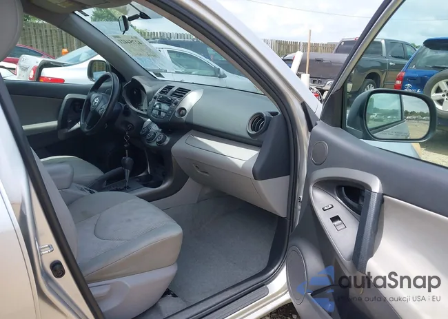 2T3BF4DVXAW068355: 42754421