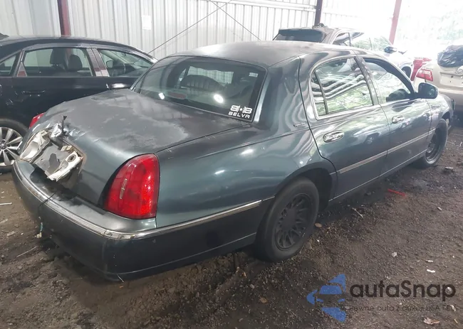 1LNFM82W8WY716830: 42754504